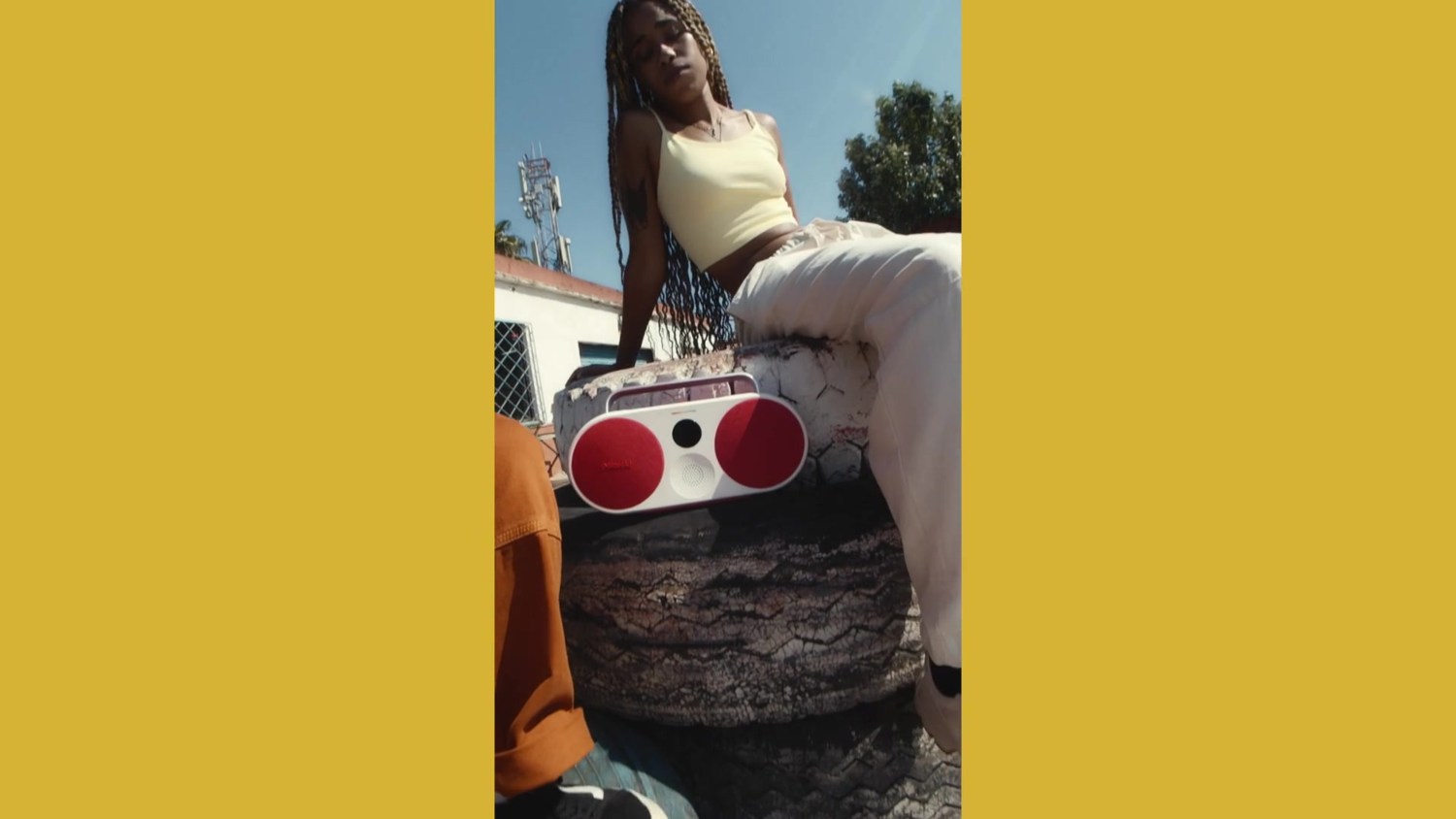 Polaroid — Music In Full Colors — Project still 2